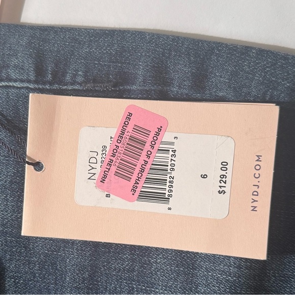 New NYDJ Barbara boot cut jeans women’s size 6 - Picture 2 of 5